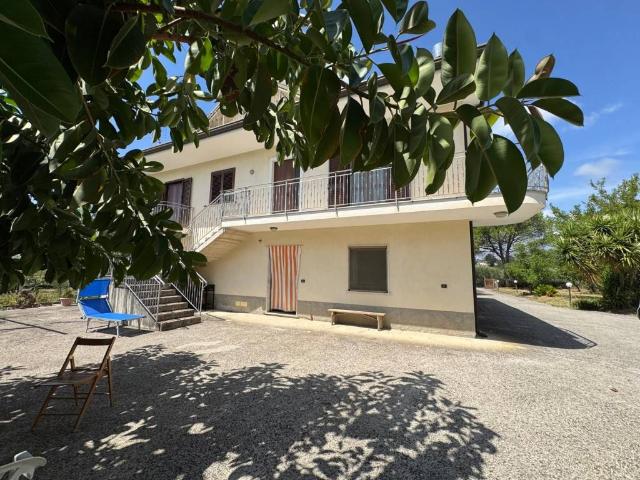 Villetta a schiera in vendita a Altavilla Silentina SA