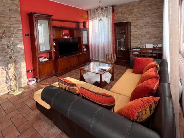 Villetta a schiera in vendita a Alzano Lombardo BG