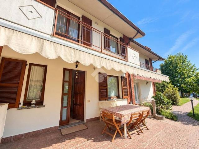 Villetta a schiera in vendita a Ambivere BG