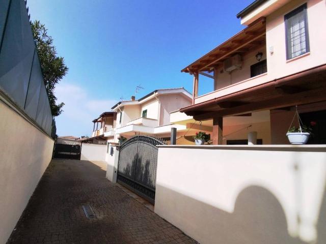 Villetta a schiera in vendita a Anzio RM