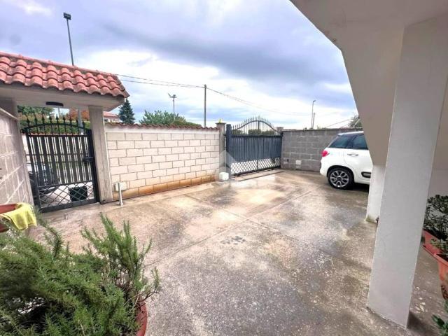 Villetta a schiera in vendita a Aprilia LT