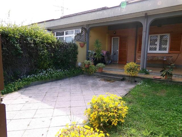 Villetta a schiera in vendita a Ardea RM