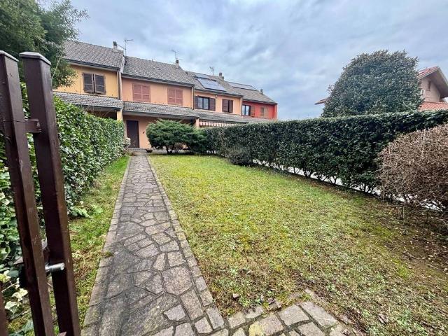 Villetta a schiera in vendita a Arese MI
