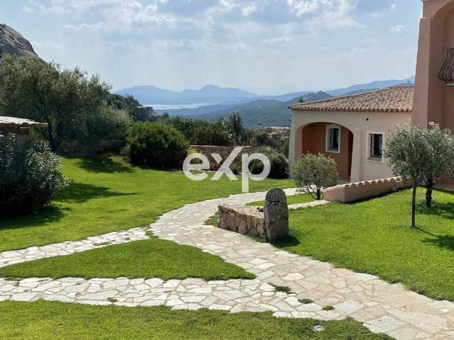 Villetta a schiera in vendita a Arzachena OT