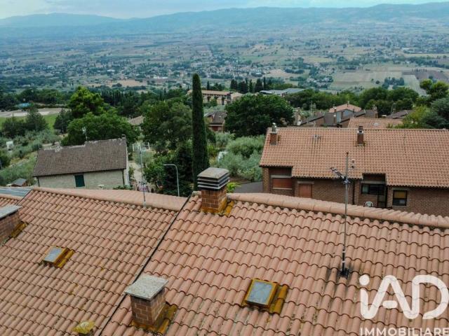 Villetta a schiera in vendita a Assisi PG