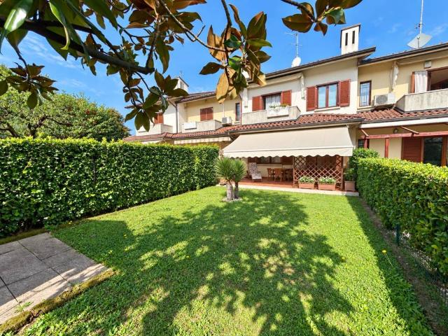 Villetta a schiera in vendita a Bagnatica BG