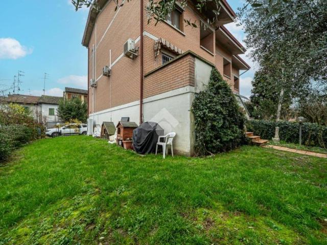 Villetta a schiera in vendita a Bagnolo in Piano RE