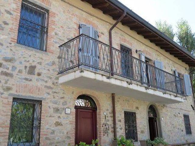 Villetta a schiera in vendita a Bagnone MS