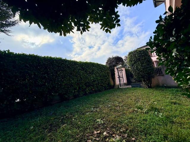 Villetta a schiera in vendita a Basiglio MI