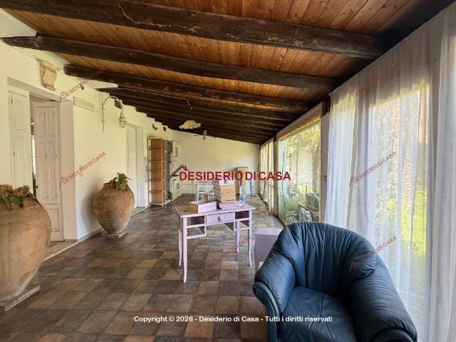 Villetta a schiera in vendita a Barcellona Pozzo di Gotto ME