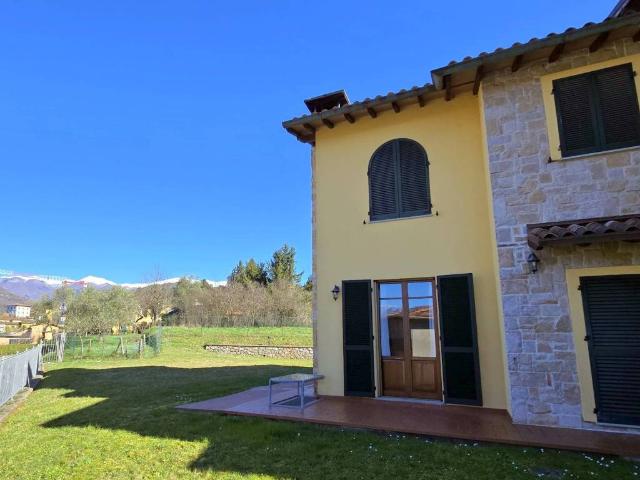 Villetta a schiera in vendita a Barga LU