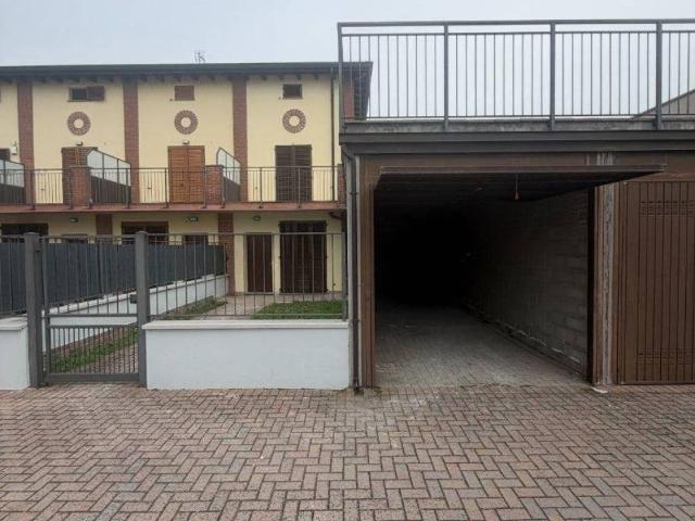Villetta a schiera in vendita a Bereguardo PV