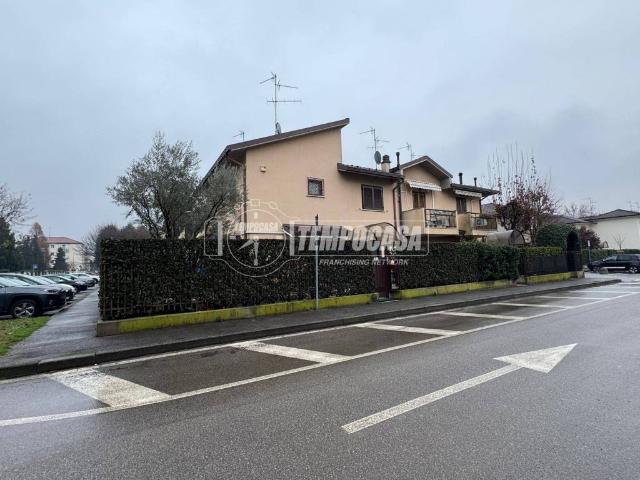 Villetta a schiera in vendita a Biassono MB