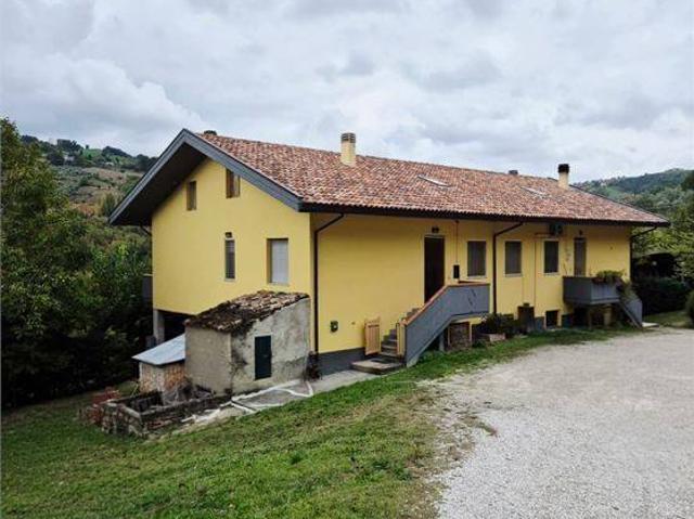 Villetta a schiera in vendita a Bisenti TE