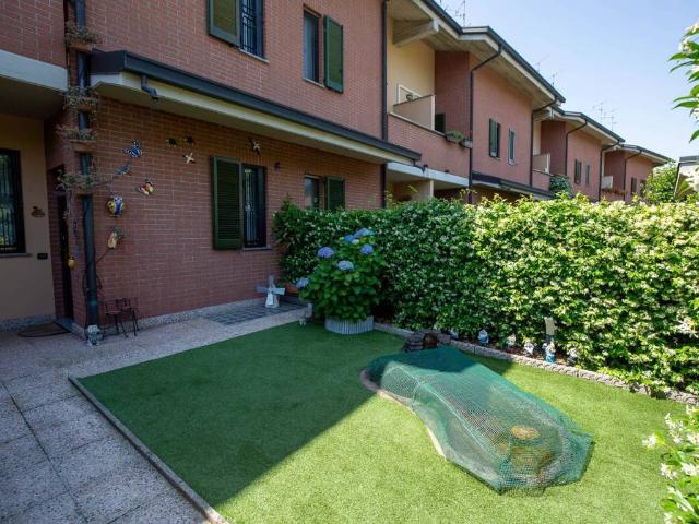 Villetta a schiera in vendita a Bollate MI
