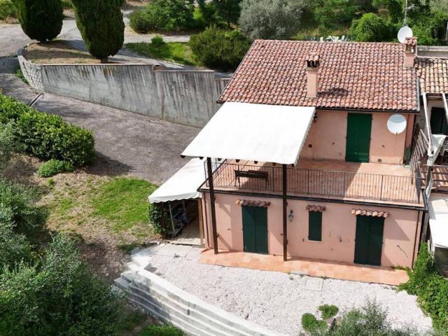 Villetta a schiera in vendita a Borghi FC
