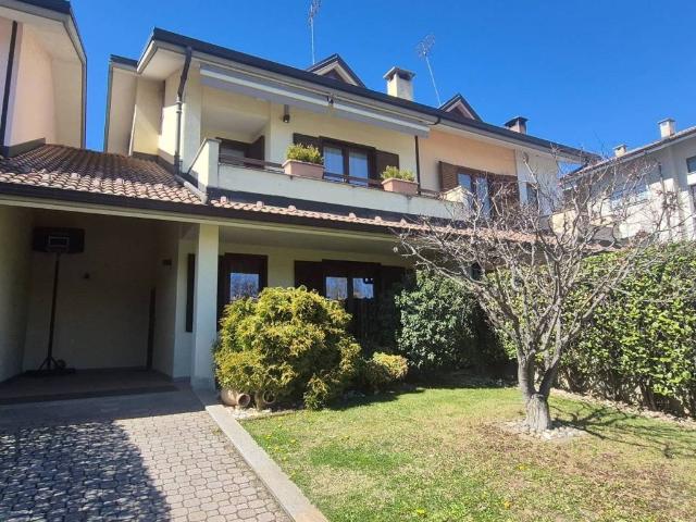 Villetta a schiera in vendita a Borgo San Dalmazzo CN