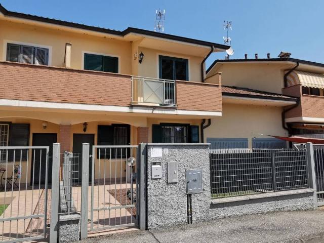Villetta a schiera in vendita a Borgo San Giovanni LO