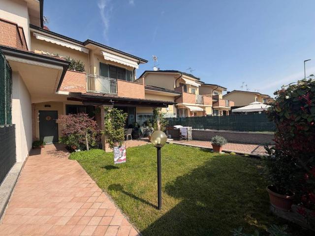 Villetta a schiera in vendita a Borgo San Giovanni LO