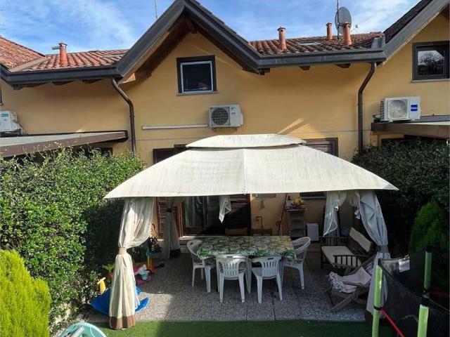 Villetta a schiera in vendita a Borgo Ticino NO