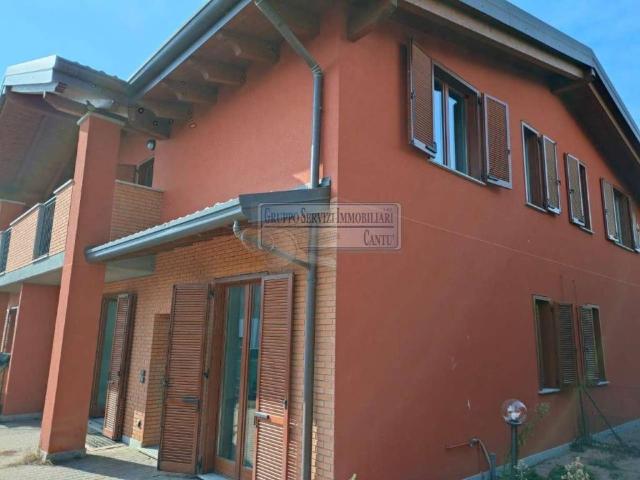 Villetta a schiera in vendita a Bregnano CO