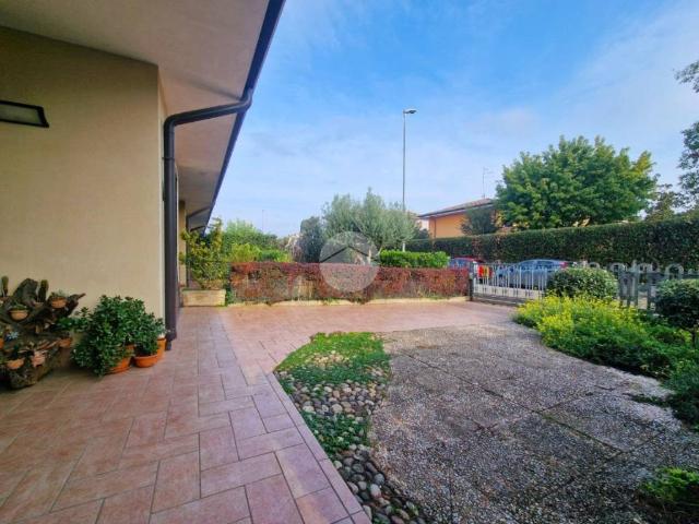 Villetta a schiera in vendita a Curtatone MN