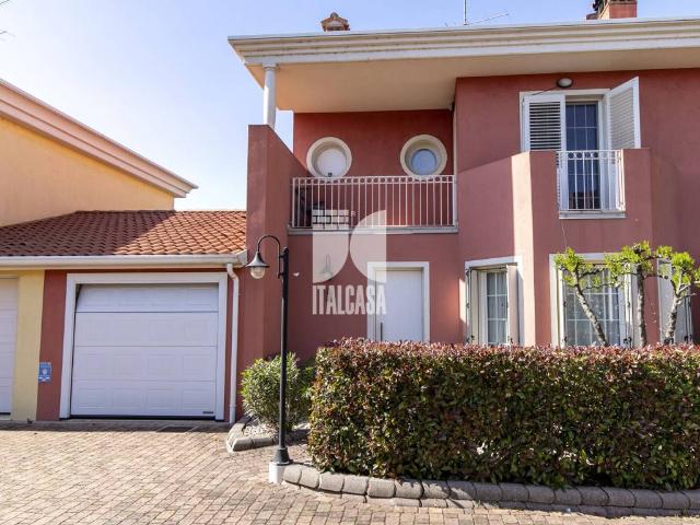 Villetta a schiera in vendita a Curtatone MN