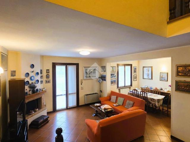 Villetta a schiera in vendita a Curtatone MN