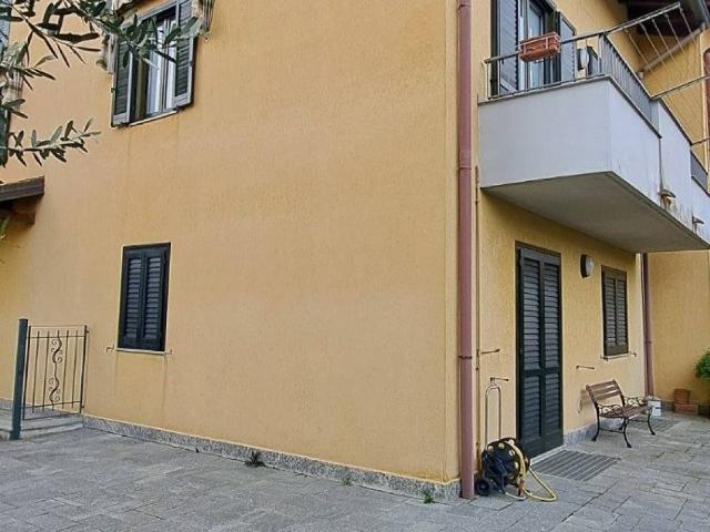Villetta a schiera in vendita a Cairate VA