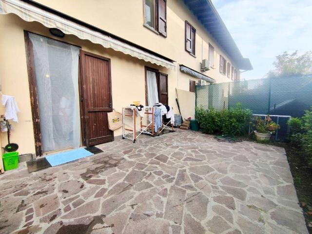 Villetta a schiera in vendita a Calcinate BG