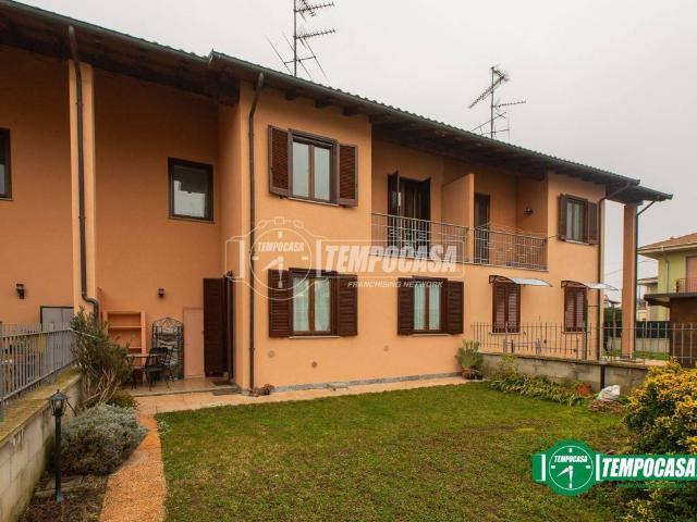 Villetta a schiera in vendita a Caltignaga NO