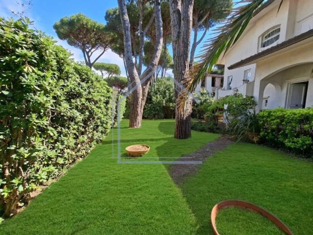 Villetta a schiera in vendita a Camaiore LU