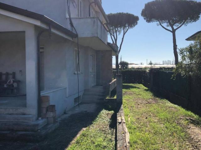 Villetta a schiera in vendita a Camaiore LU
