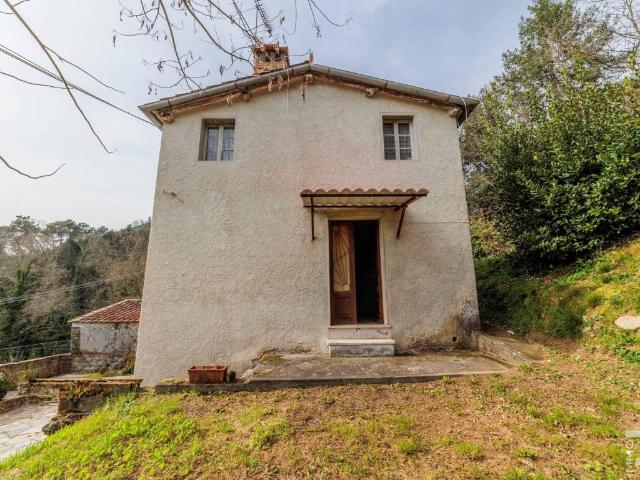 Villetta a schiera in vendita a Camaiore LU