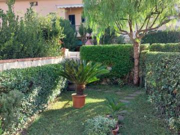 Villetta a schiera in vendita a Camaiore LU