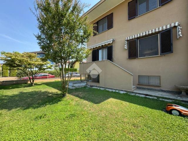 Villetta a schiera in vendita a Cameri NO