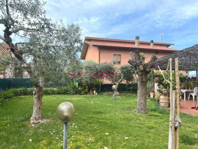Villetta a schiera in vendita a Campagnatico GR