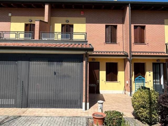 Villetta a schiera in vendita a Camposanto MO