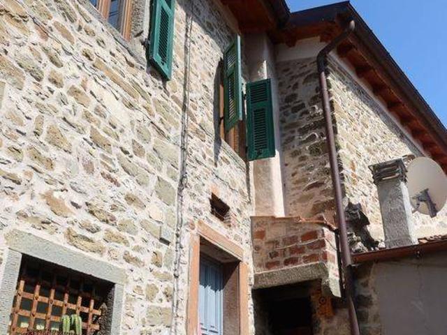 Villetta a schiera in vendita a Casola in Lunigiana MS
