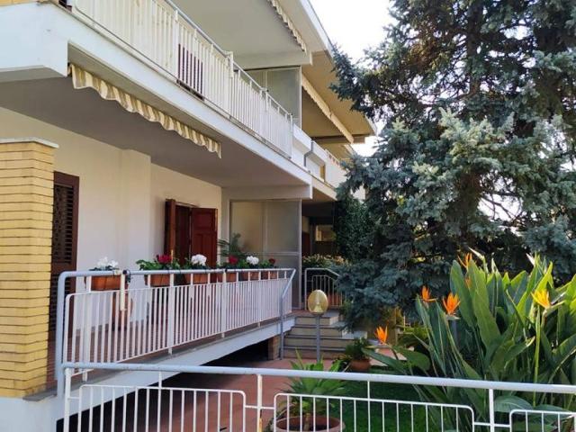 Villetta a schiera in vendita a Casagiove CE