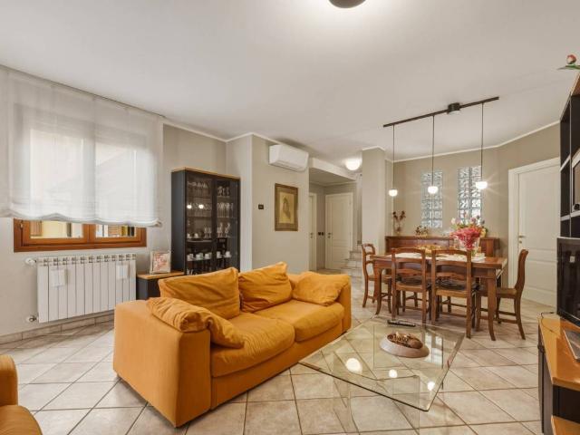 Villetta a schiera in vendita a Casalgrande RE