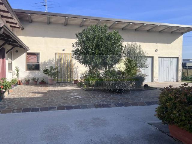 Villetta a schiera in vendita a Casaloldo MN