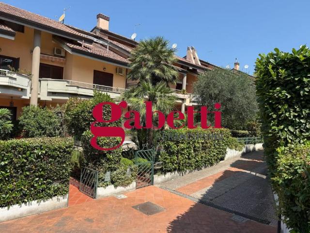 Villetta a schiera in vendita a Caserta CE