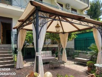 Villetta a schiera in vendita a Caserta CE