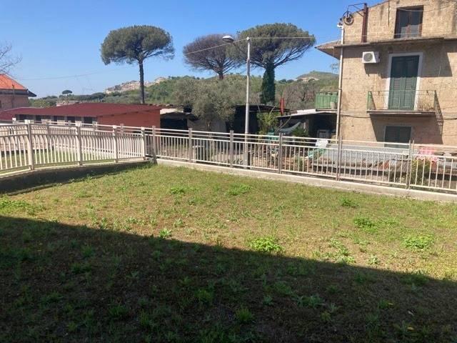 Villetta a schiera in vendita a Caserta CE