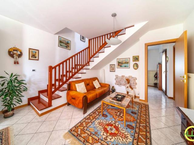 Villetta a schiera in vendita a Cassacco UD