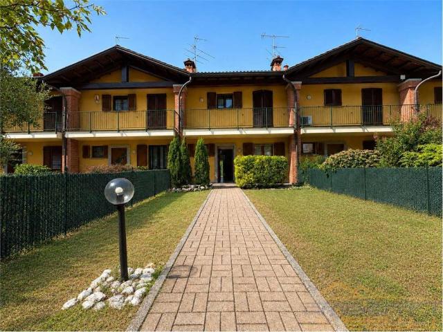 Villetta a schiera in vendita a Castello di Brianza LC
