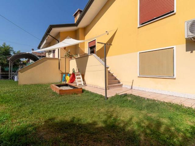 Villetta a schiera in vendita a Carmignano di Brenta PD