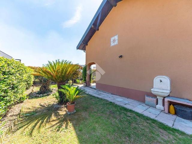 Villetta a schiera in vendita a Caronno Pertusella VA