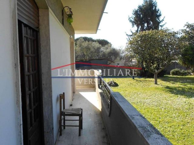 Villetta a schiera in vendita a Carrara MS